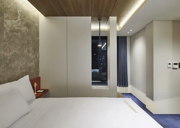 N285hotel Otel 3*